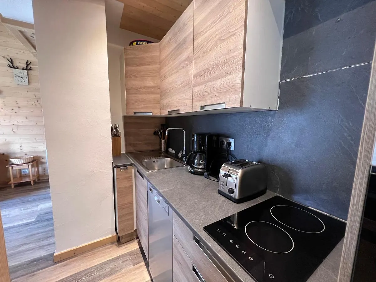 Sapaudia G - Appartement Skis Aux Pieds, Belle Vue La Clusaz