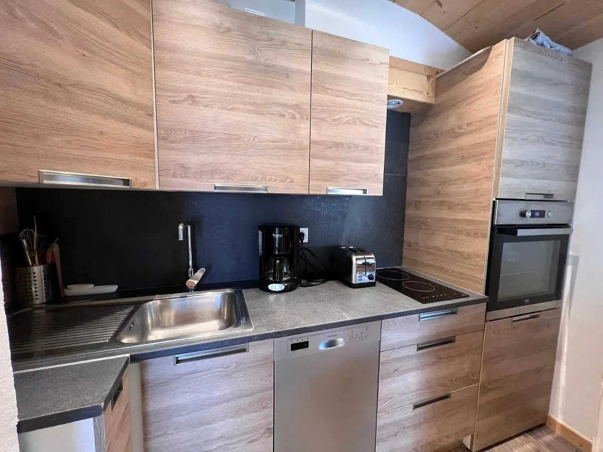 Sapaudia G - Appartement Skis Aux Pieds, Belle Vue La Clusaz Apartamento